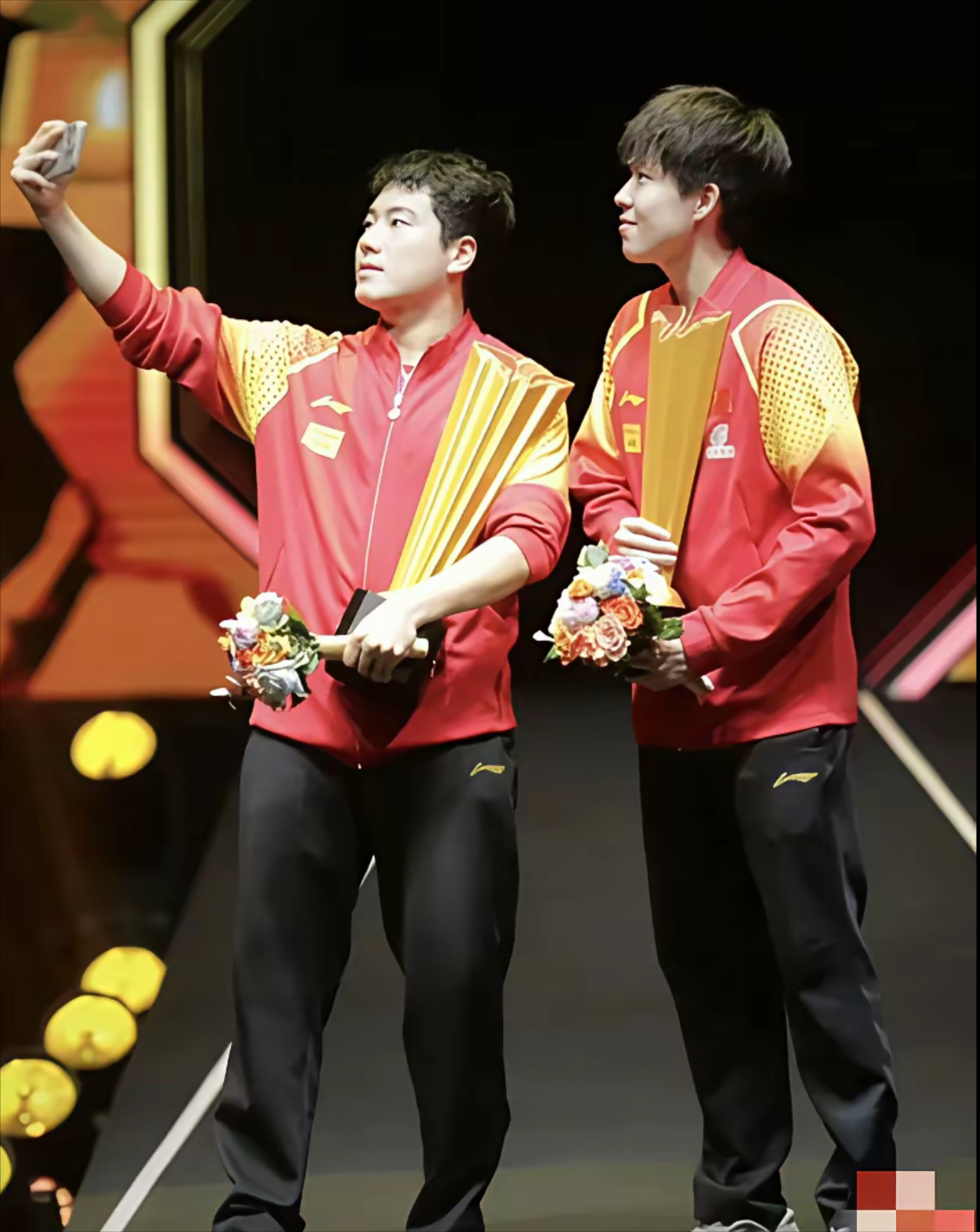 中国队完胜韩国队，梁靖崑刷新纪录