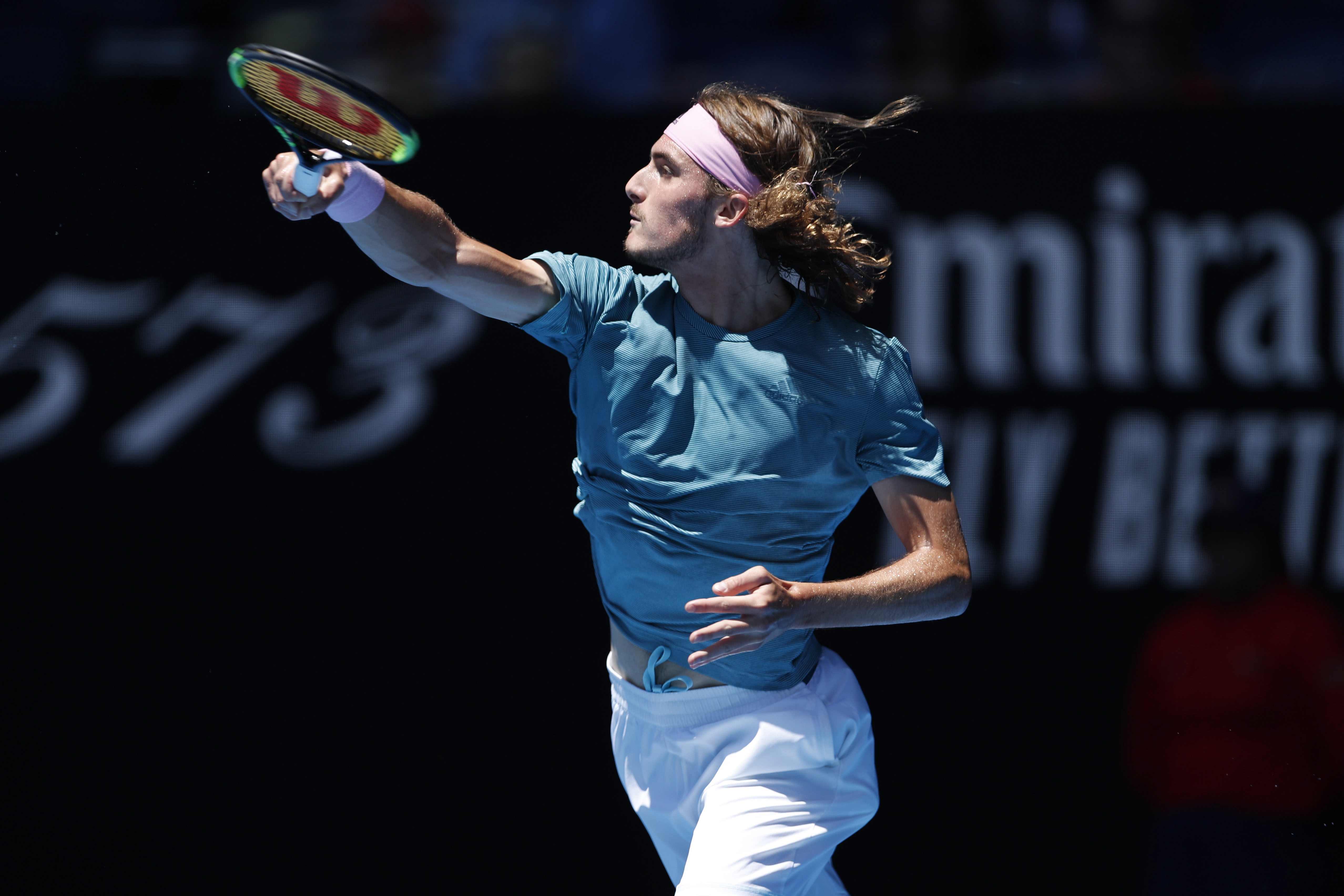 戴维斯杯逆转联合杯，西西帕斯高光表现